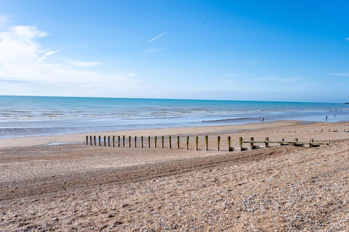 Escape To Paradise At Pevensey Bay Holiday Park 13 Woodland Walk Villa Kültér fotó